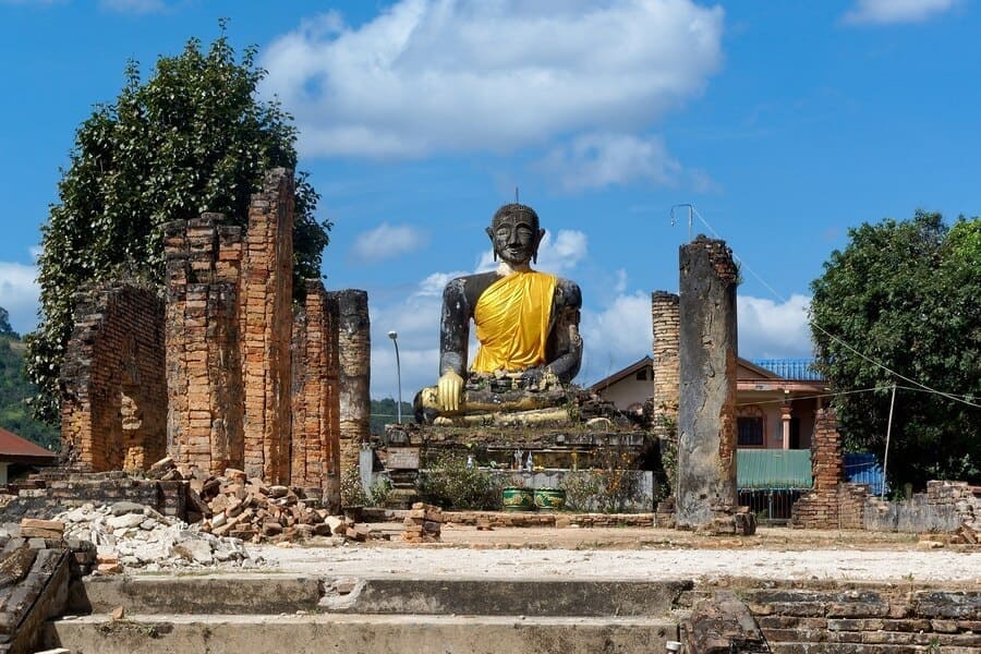 wat phia wat in laos tour