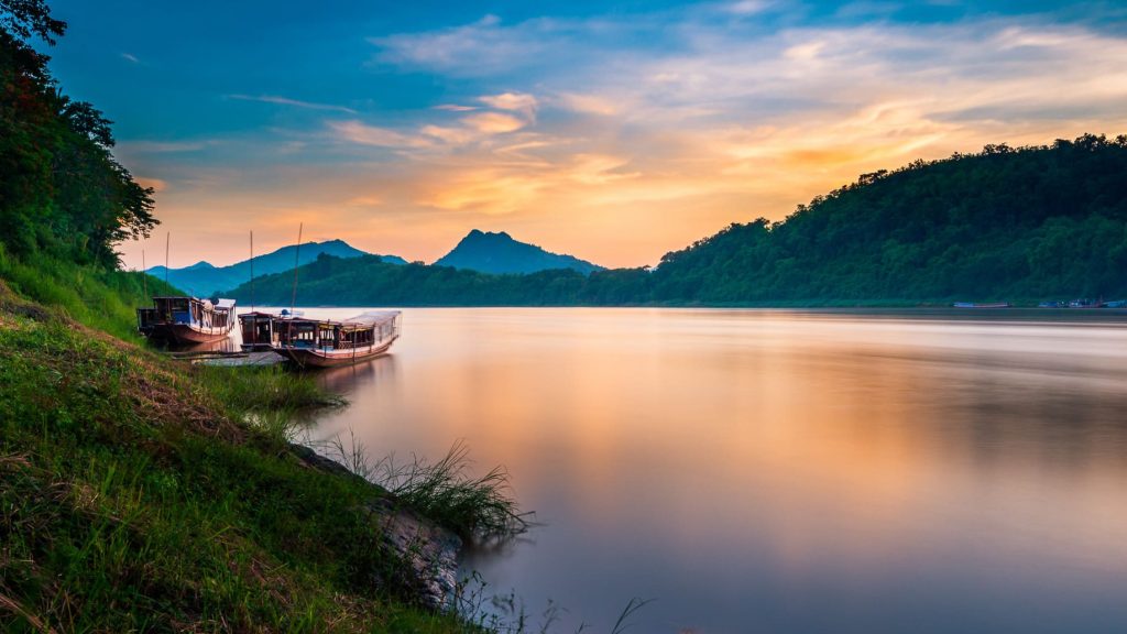 Laos Tours